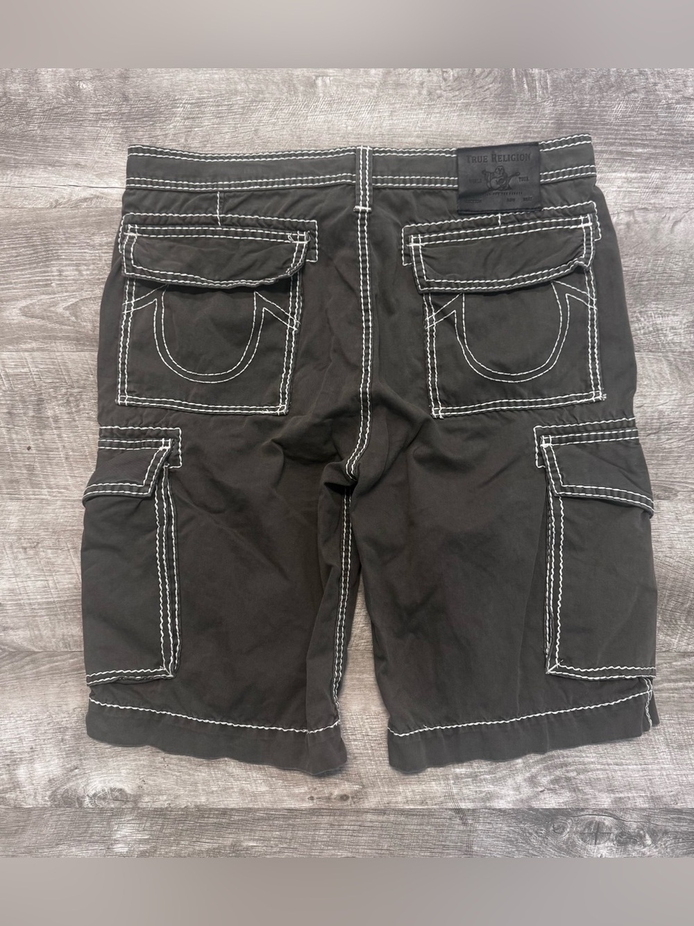 True Religion Cargo Shorts Thick Stich Olive Green Mens Sz. 33 - Picture 2 of 12